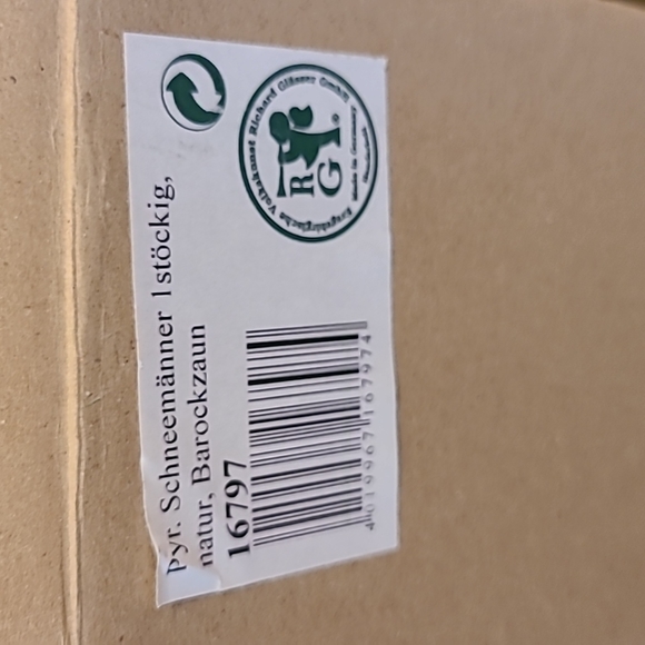 Pyramid 2-story baroque fence, snowmen - Picture 8 of 11